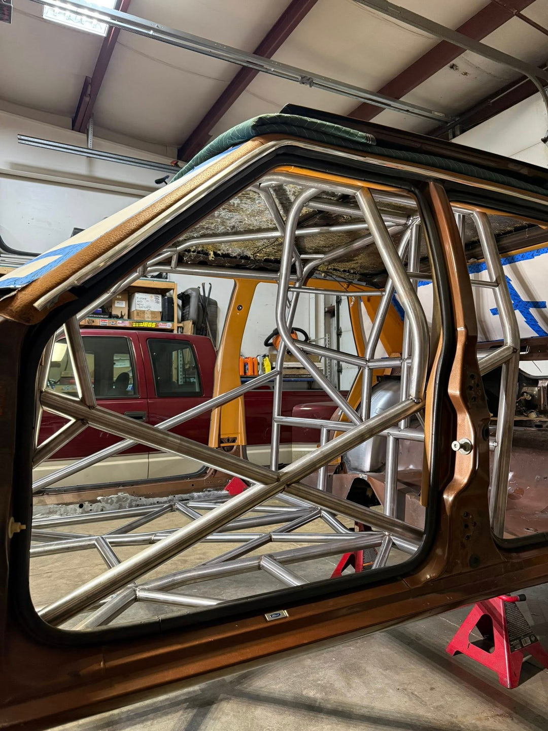 78-83  4 Door Fairmont / Zephyr 25.3 Cage Kit